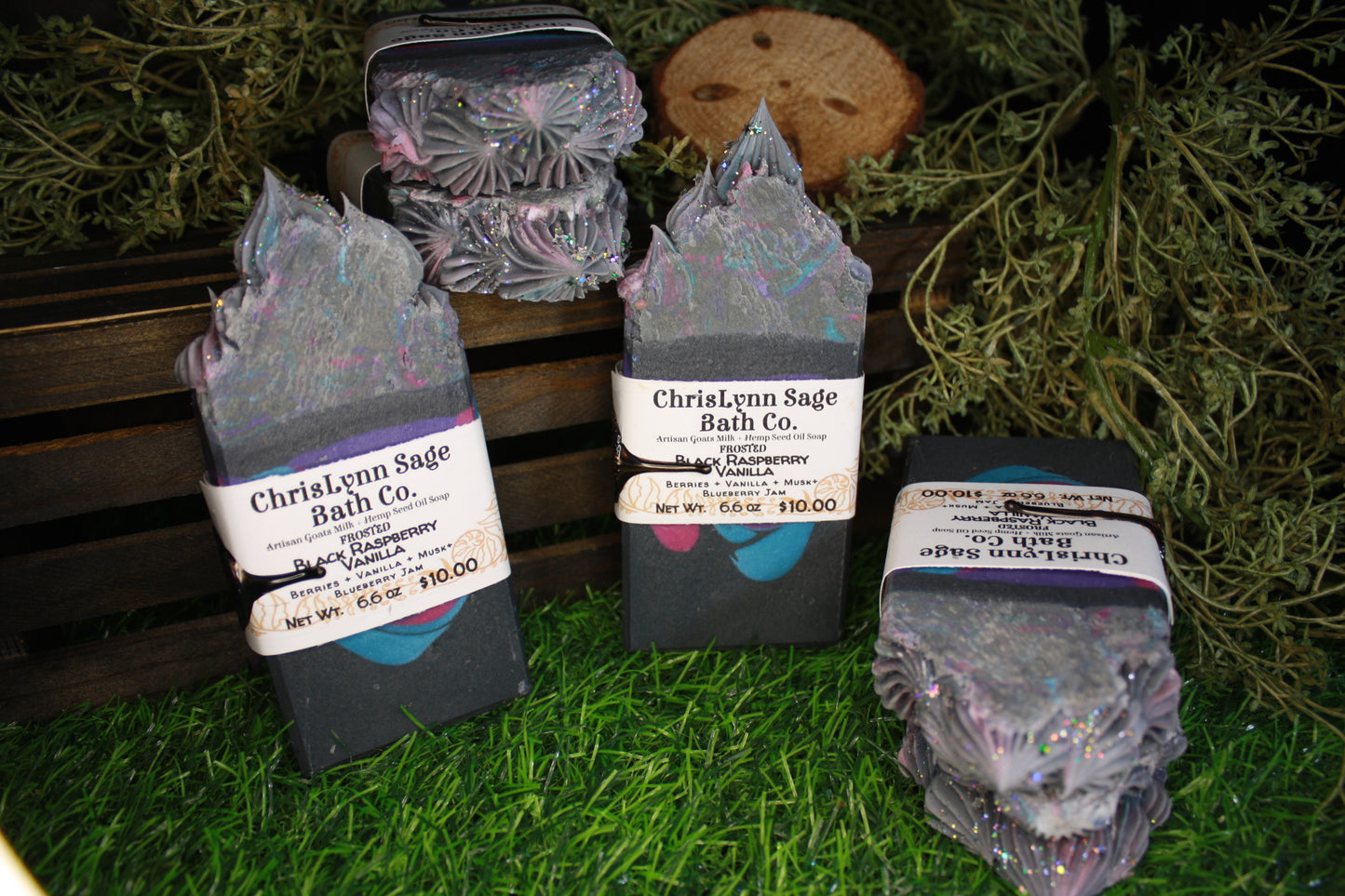 Black Raspberry Vanilla *FROSTED BAR* - Berries + Vanilla + Musk+ Blueberry Jam