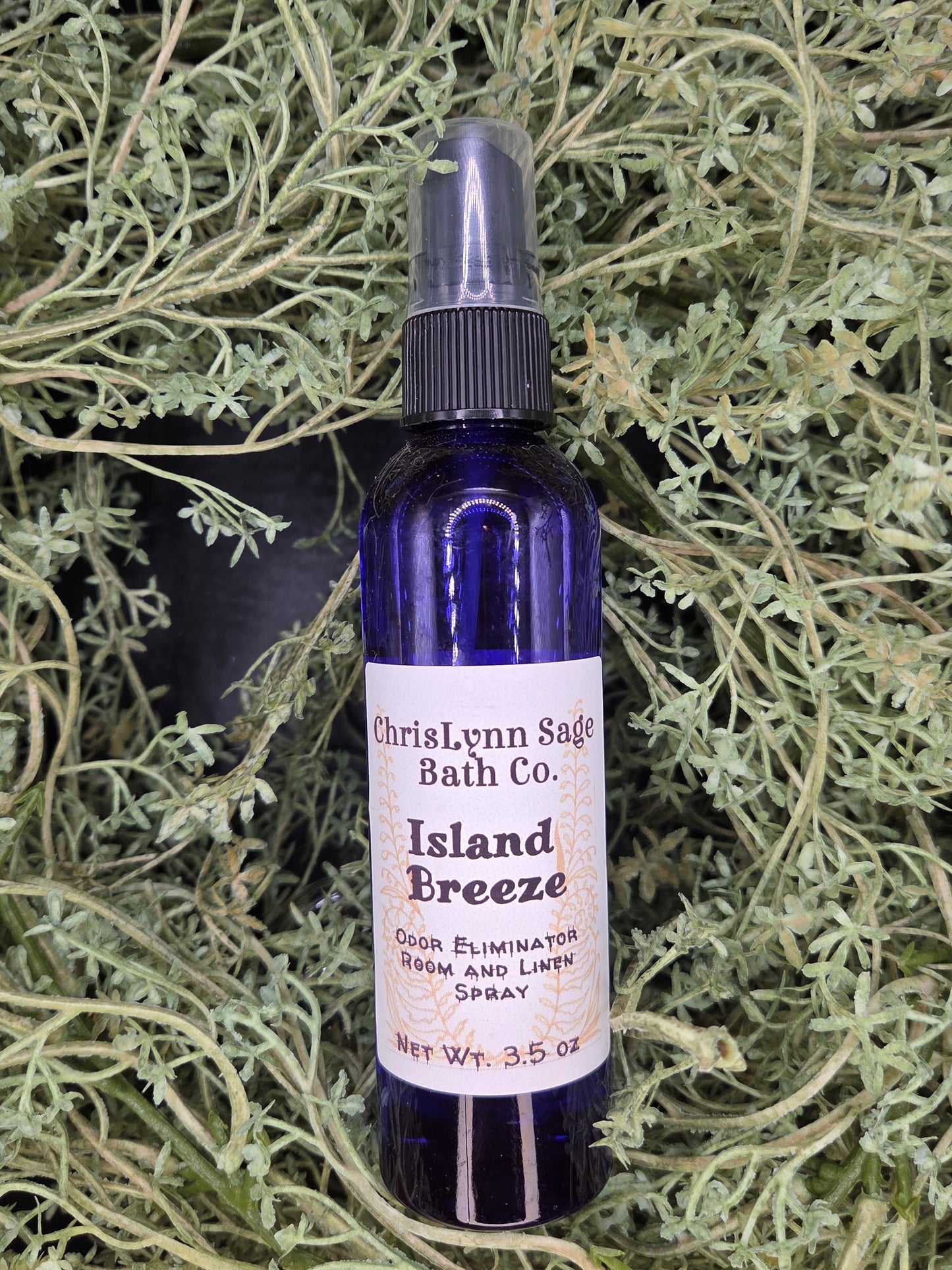 Island Breeze ROOM SPRAY - Water Lotus + Rosewater + White Musk + Sea Moss